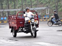 田野摩托车驾校